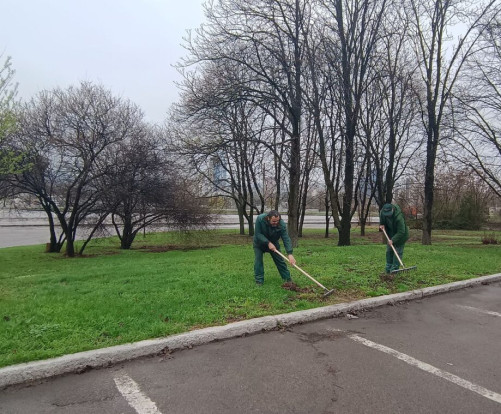 "Зеленый Донбасс" шагает по Республике - продолжаем город делать чище! "Зеленый Донбасс" шагает по Республике - продолжаем город делать чище! 2