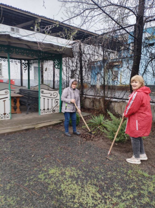 "Зеленый Донбасс" шагает по Республике - продолжаем город делать чище! "Зеленый Донбасс" шагает по Республике - продолжаем город делать чище! 14